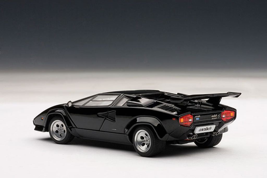 Lamborghini Countach 5000S QV - 1:43 Scale Diecast Model Car by AUTOart