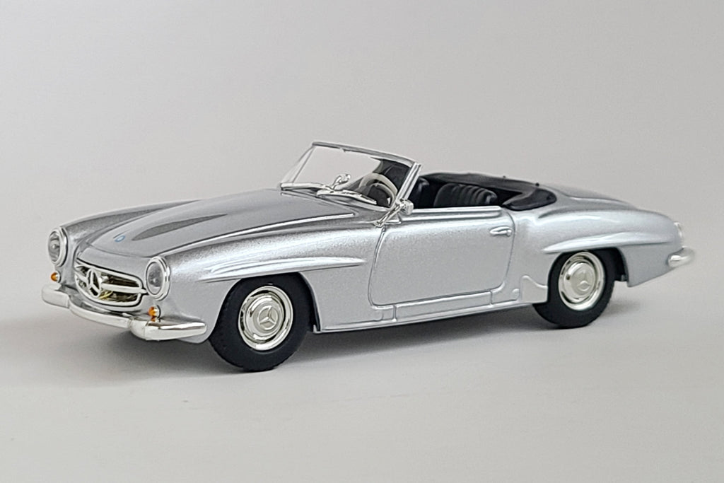 Mercedes-Benz 190SL - 1:43 Scale Diecast Model Car by Maxichamps