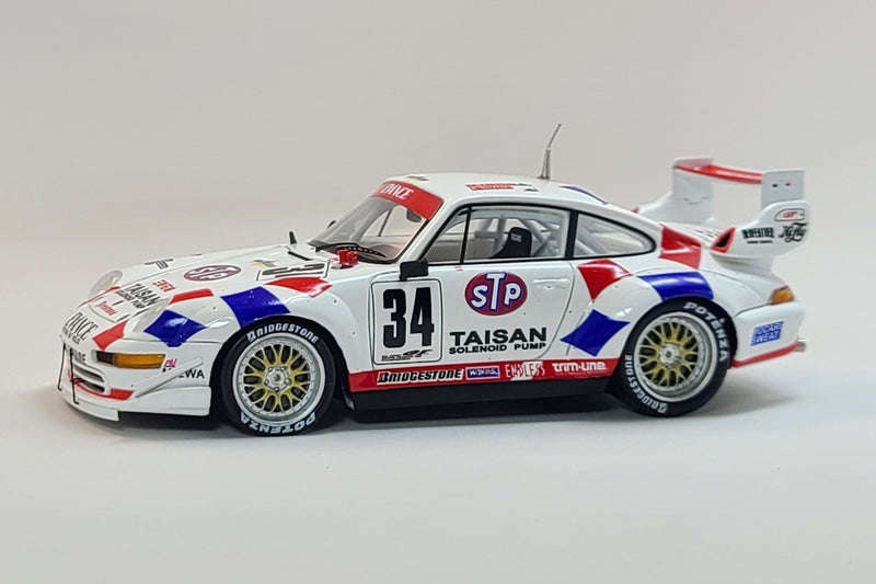 Porsche 993 GT2 (Team Taisan - 1995 JGTC GT1 Champion) | 1:43 Scale Model Car by Spark | Front Quarter