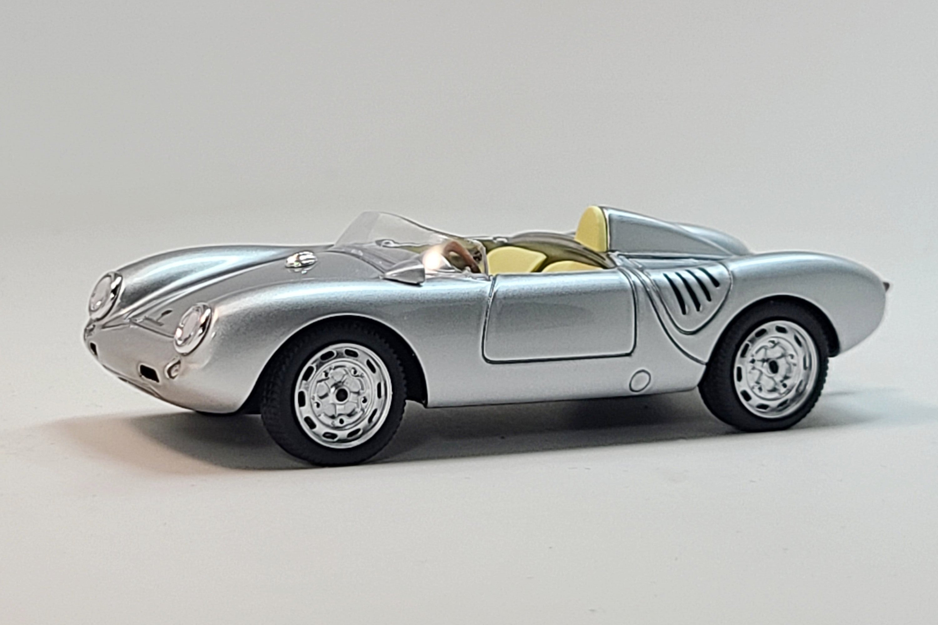 Porsche 550A RS Spyder | 1:43 Scale Model Car by Tecnomodel | Front Quarter