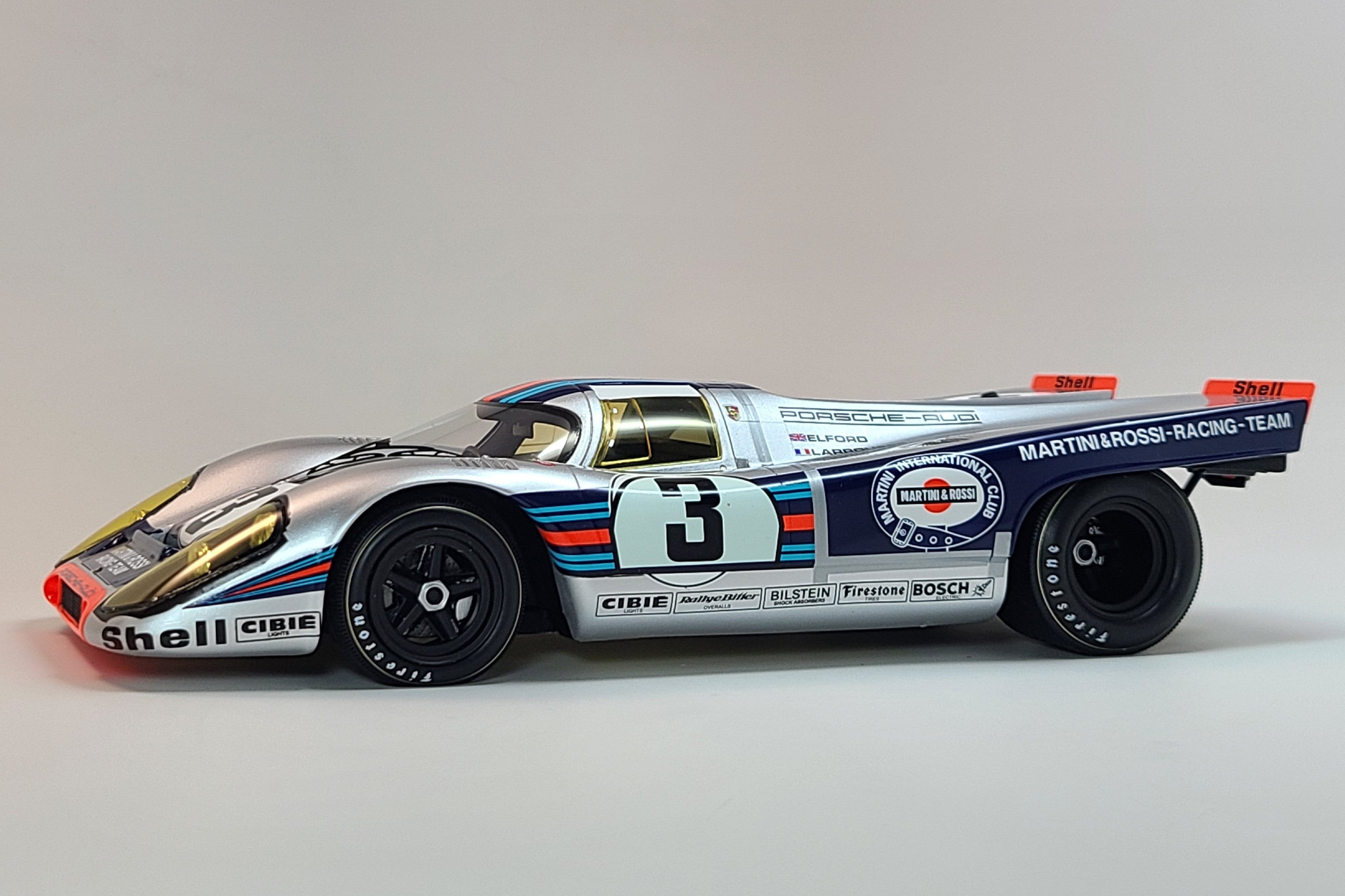 Porsche 917K (1971 Sebring 12 Hours Winner) | 1:18 Scale Model Car by Spark | Front Quarter