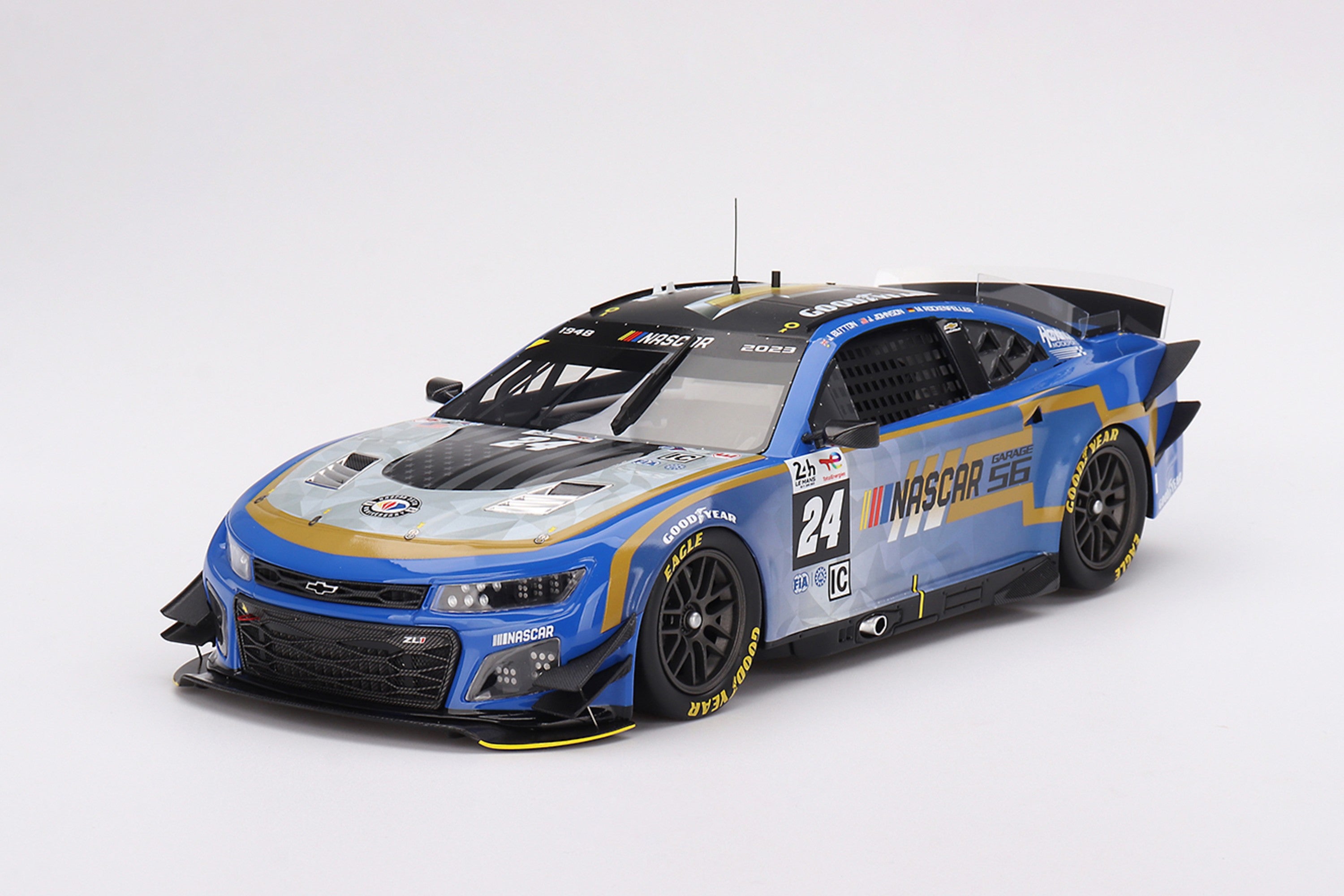 Chevrolet Camaro ZL1 Garage 56 (2023 Le Mans) | 1:18 Scale Model Car by TopSpeed | Front Quarter