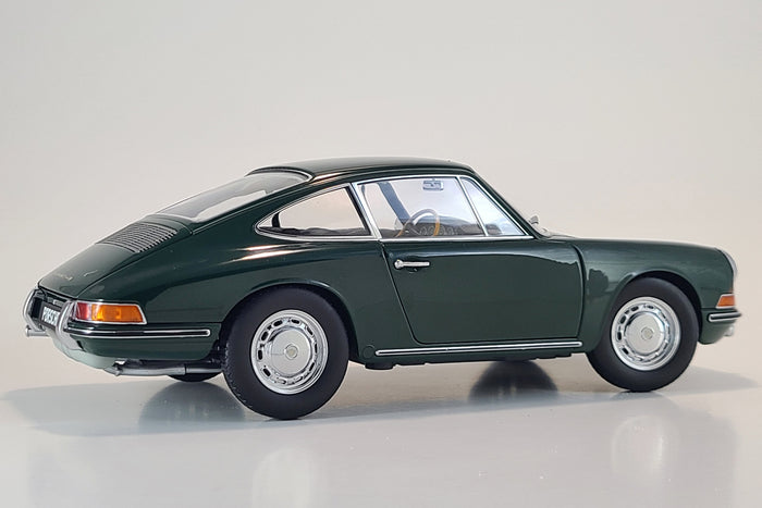 Porsche 911 (1964) | 1:18 Scale Diecast Model Car by Kyosho | Rear Quarter